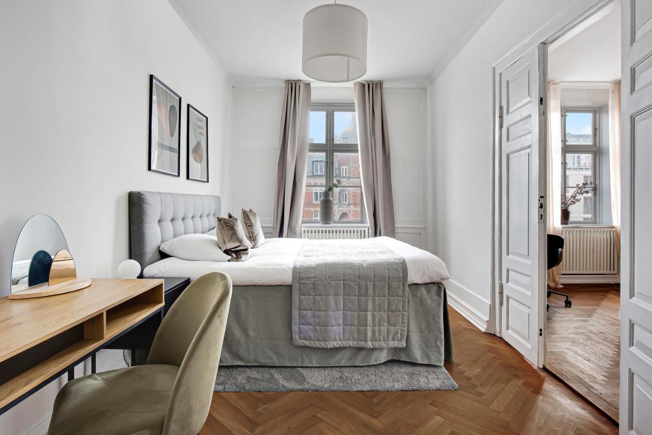 Sanders Square - Spacious Six-Bedroom Apartment Near Amalienborg København Eksteriør billede