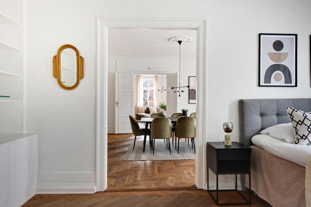 Sanders Square - Spacious Six-Bedroom Apartment Near Amalienborg København Eksteriør billede